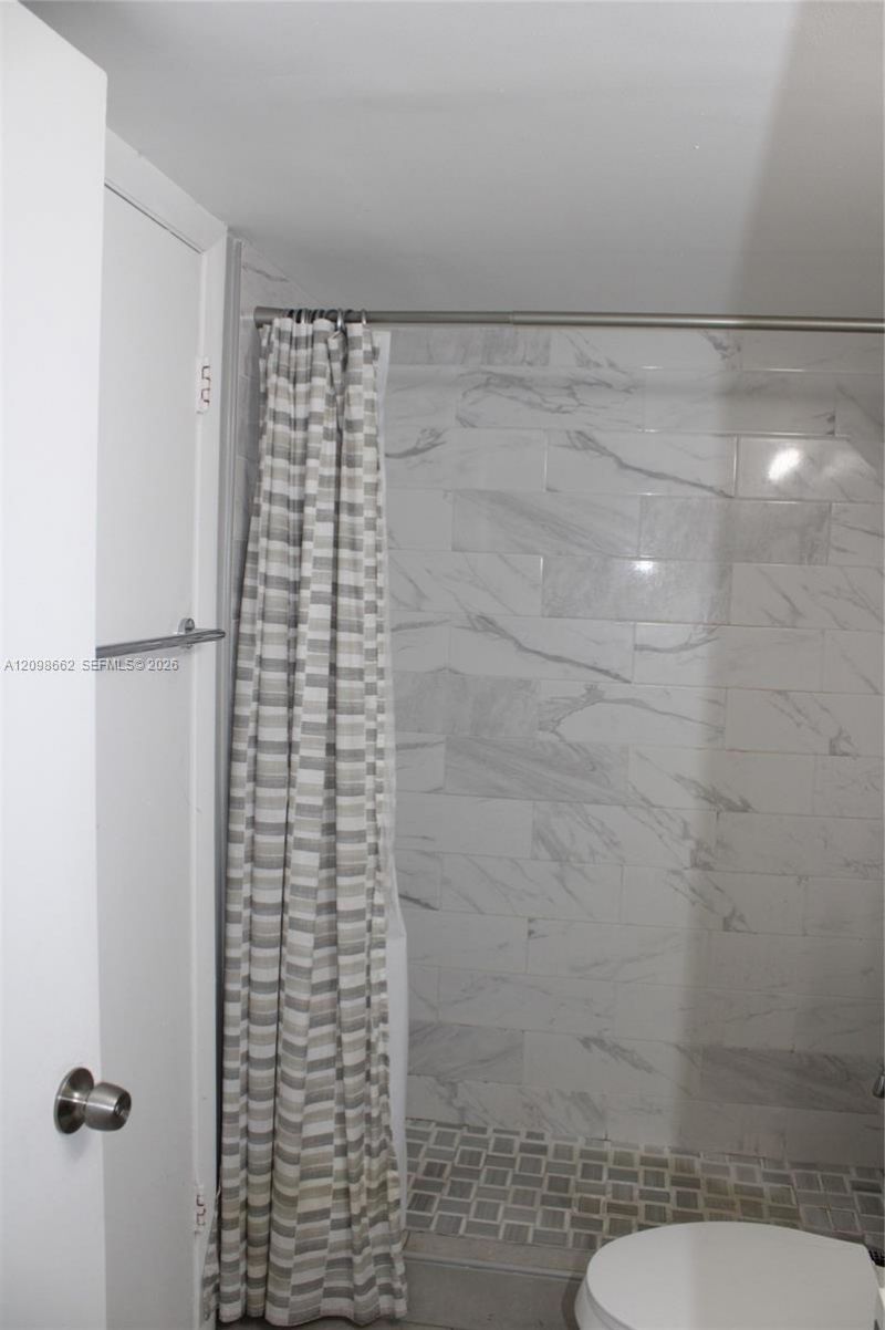 8260 SW 210th St, Unit 216, Cutler Bay, FL 33189 Photo