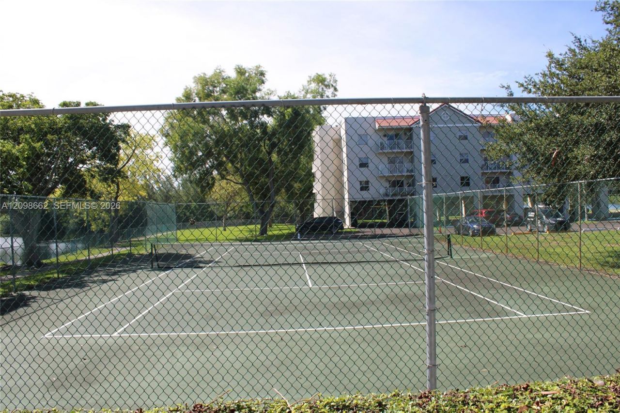 8260 SW 210th St, Unit 216, Cutler Bay, FL 33189 Photo