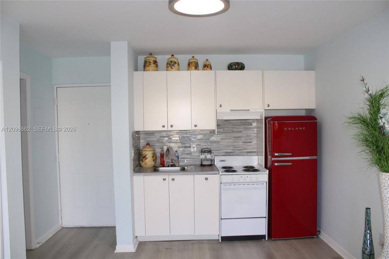 8260 SW 210th St, Unit 216, Cutler Bay, FL 33189 Photo