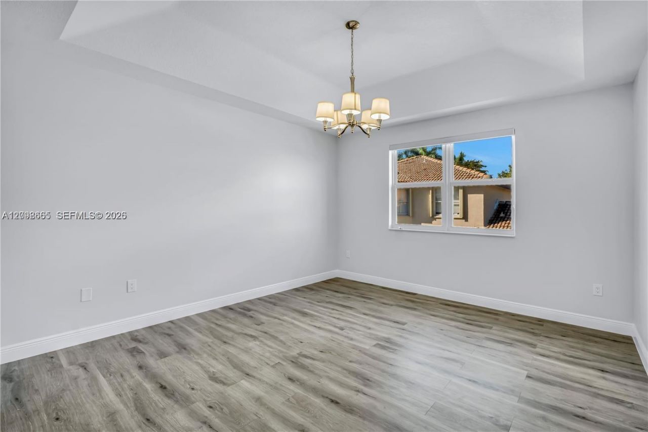 4894 NW 110th Pl , Doral, FL 33178 Photo