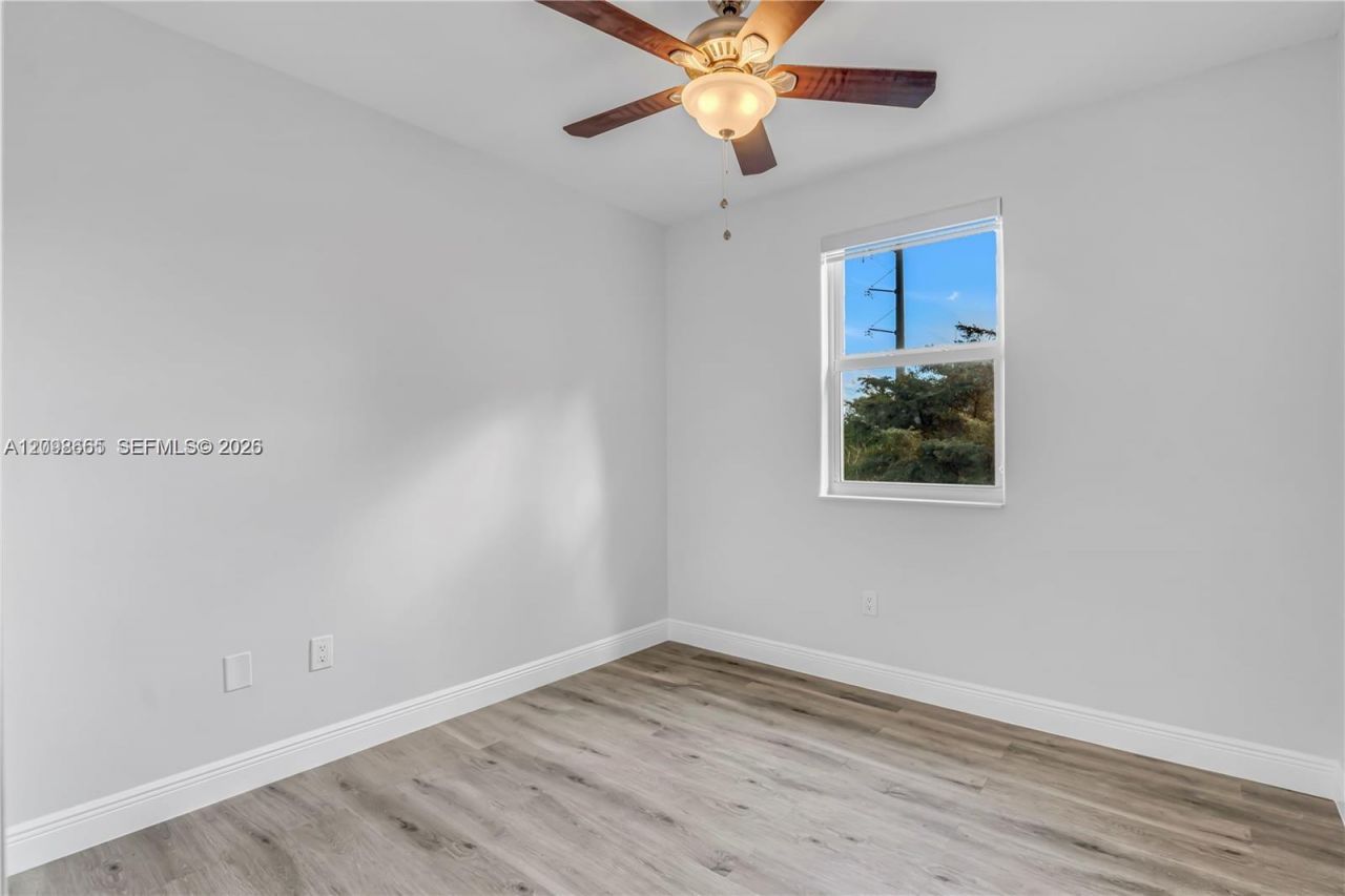 4894 NW 110th Pl , Doral, FL 33178 Photo