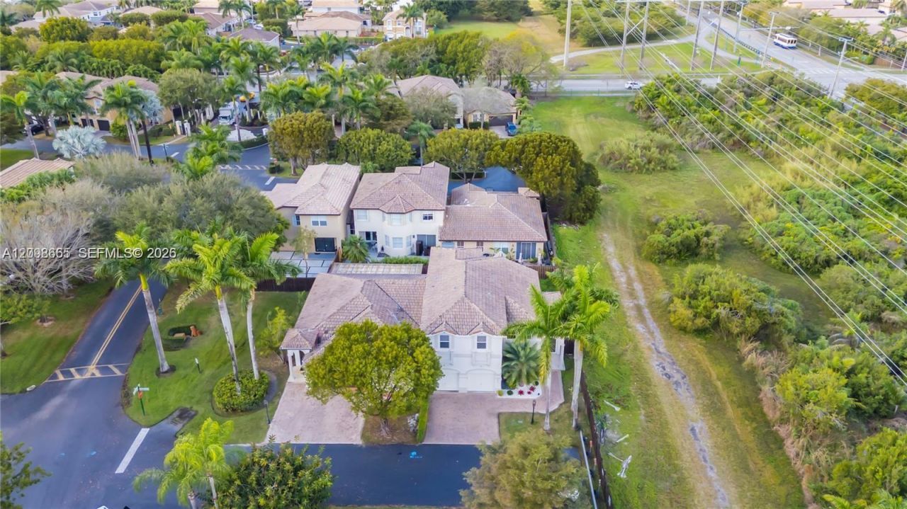 4894 NW 110th Pl , Doral, FL 33178 Photo