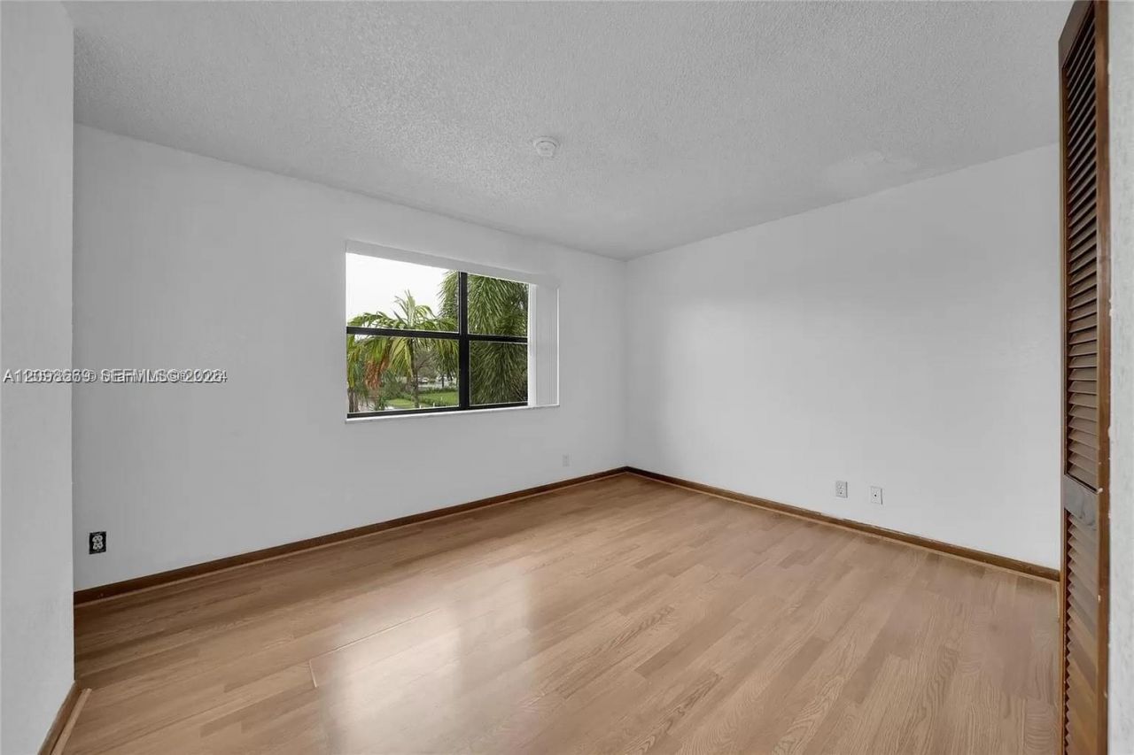 120 SE 12th Ave, Unit 120, Pompano Beach, FL 33060 Photo