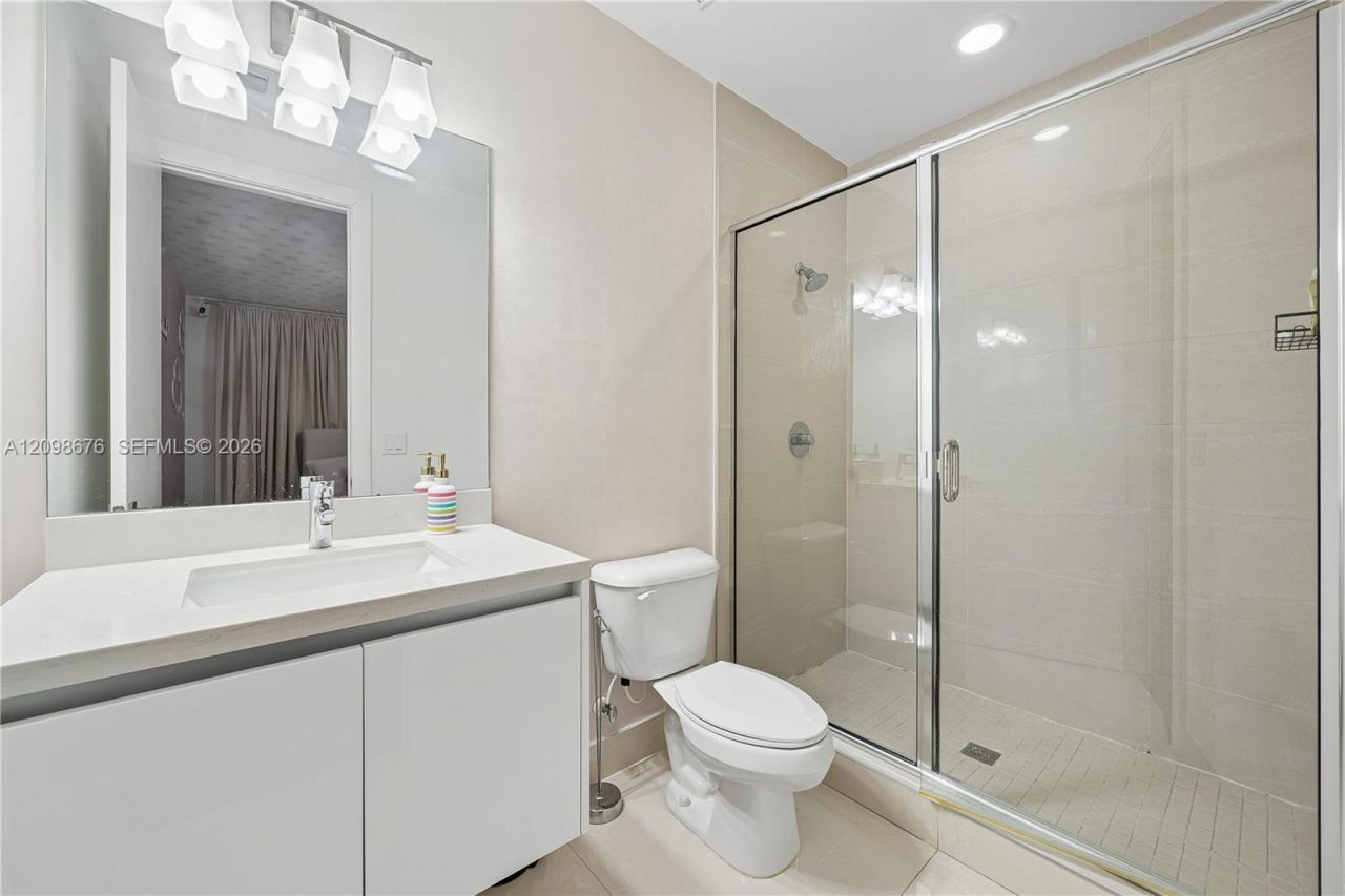 7442 NW 100th Ave, Doral, FL 33178 Photo