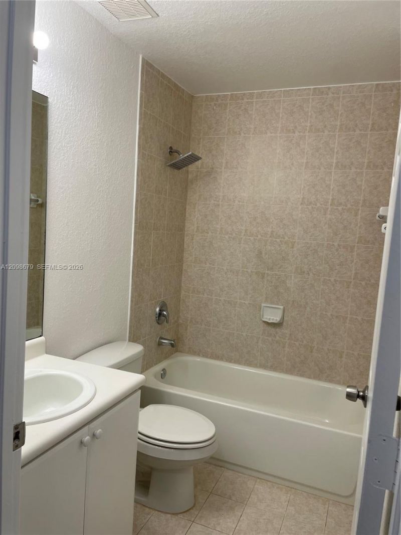 2847 SE 15th Rd , Unit 80, Homestead, FL 33035 Photo
