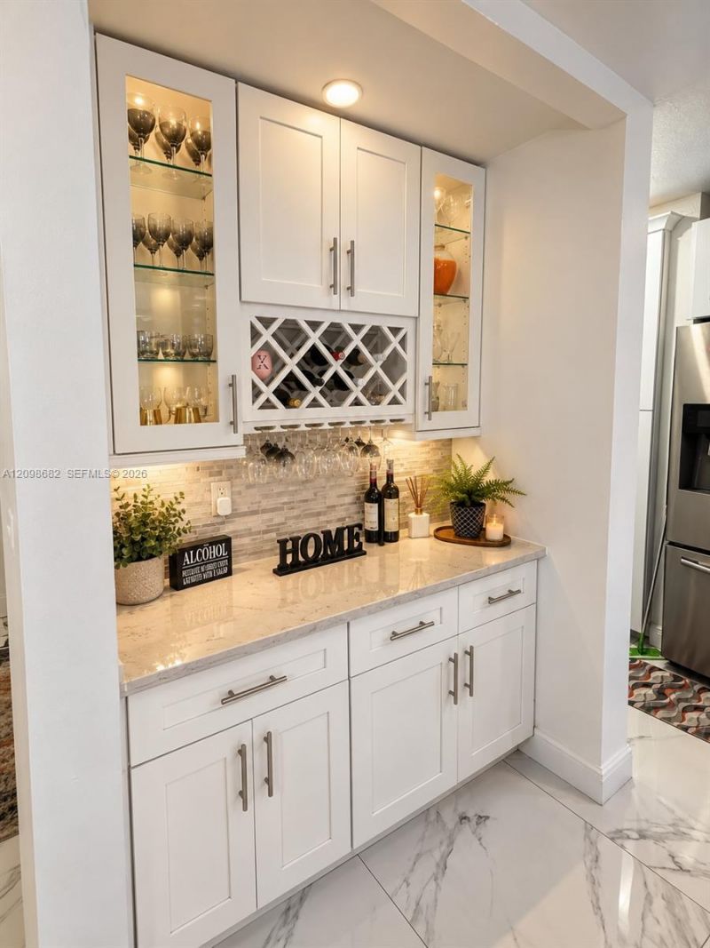 8520 E Southgate Shores Cir, Unit 8520, Tamarac, FL 33321 Photo