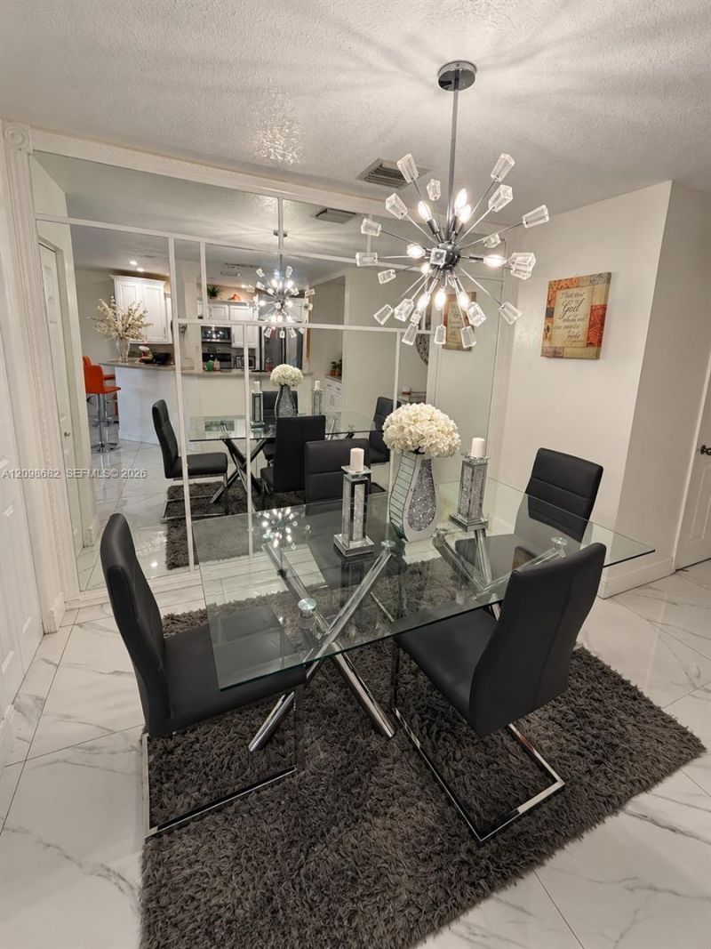 8520 E Southgate Shores Cir, Unit 8520, Tamarac, FL 33321 Photo
