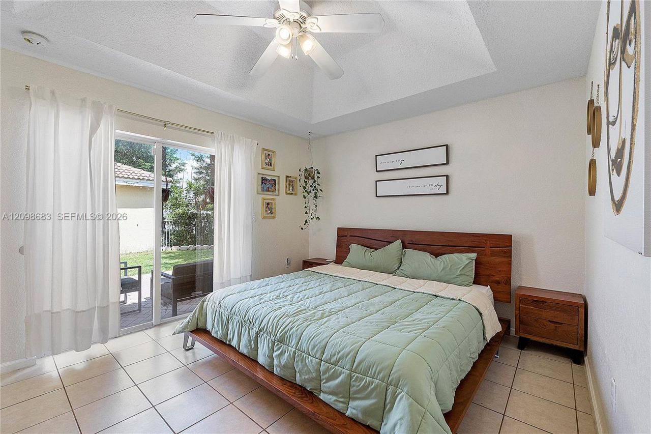 9292 NW 54th St , Sunrise, FL 33351 Photo