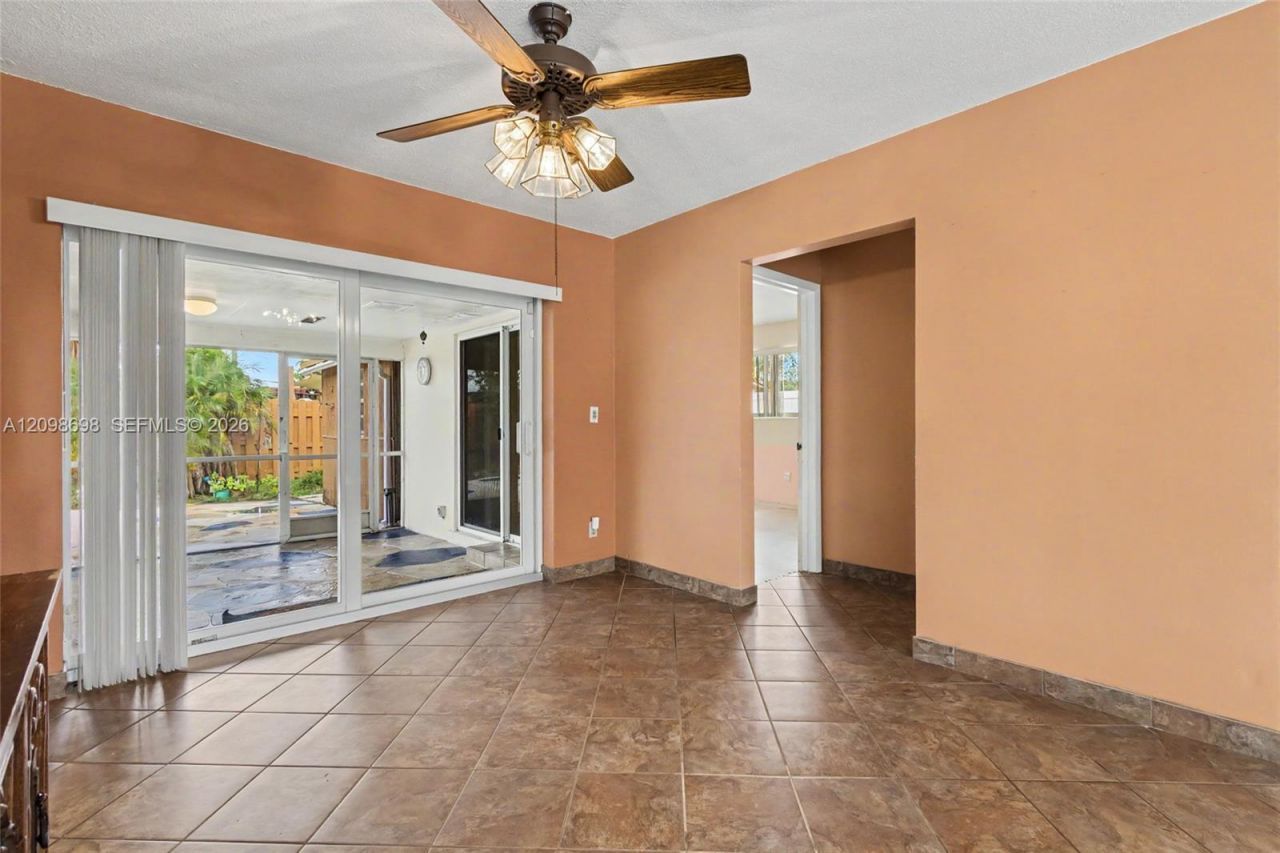 510 SW 70th Ave, Pembroke Pines, FL 33023 Photo