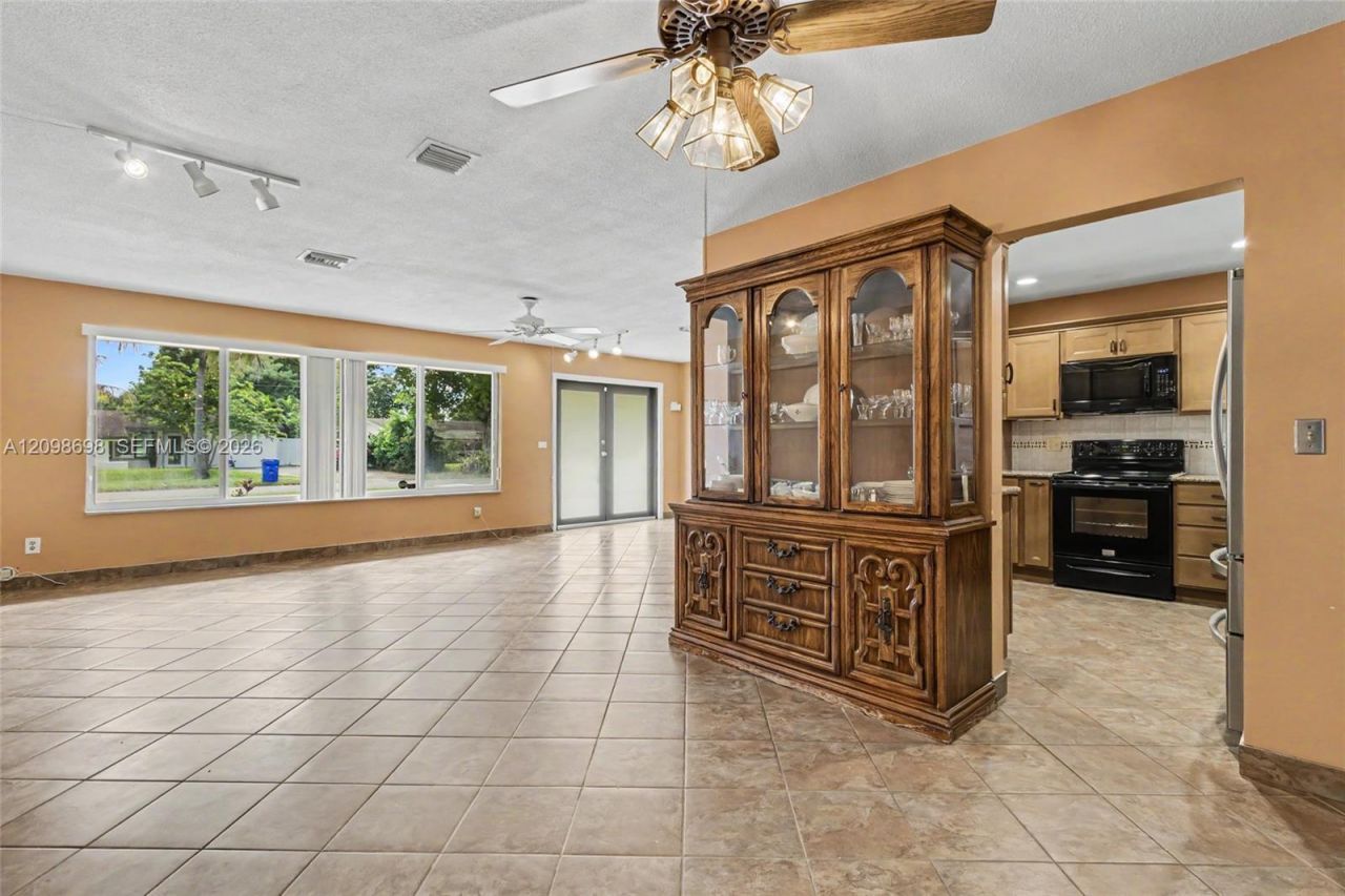 510 SW 70th Ave, Pembroke Pines, FL 33023 Photo