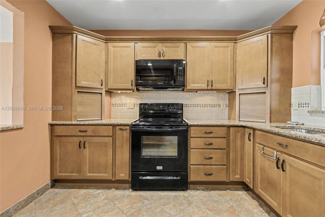 510 SW 70th Ave, Pembroke Pines, FL 33023 Photo