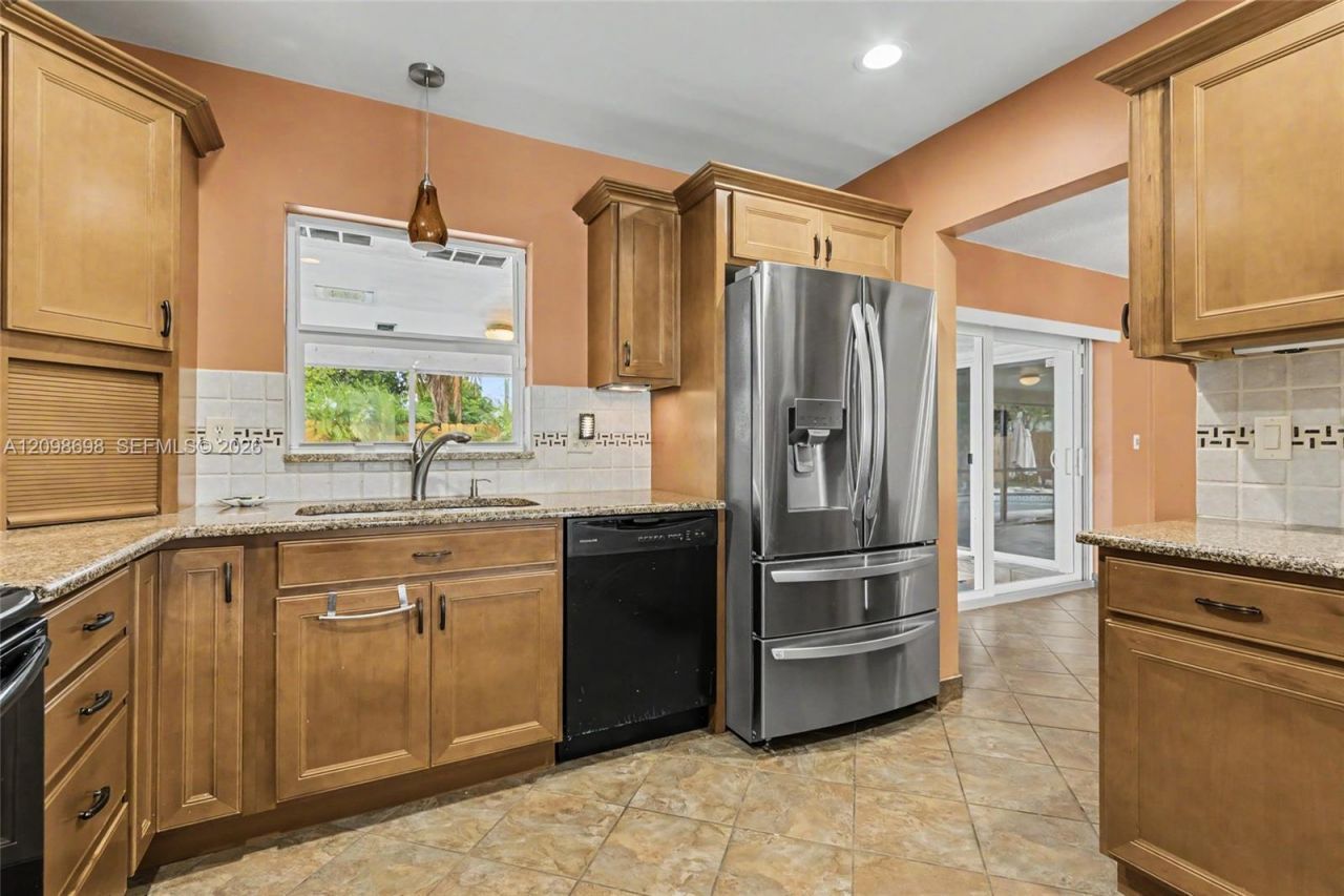510 SW 70th Ave, Pembroke Pines, FL 33023 Photo