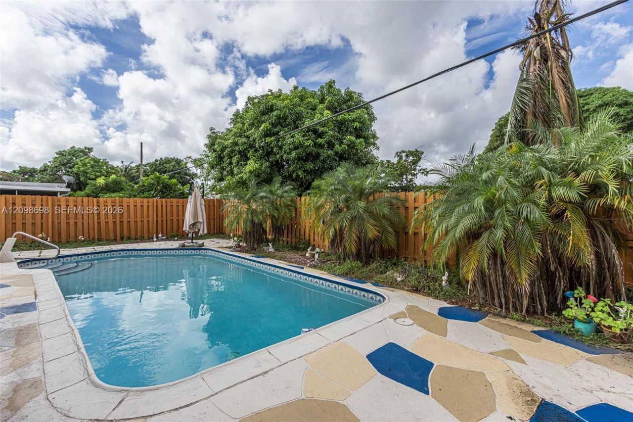 510 SW 70th Ave, Pembroke Pines, FL 33023 Photo