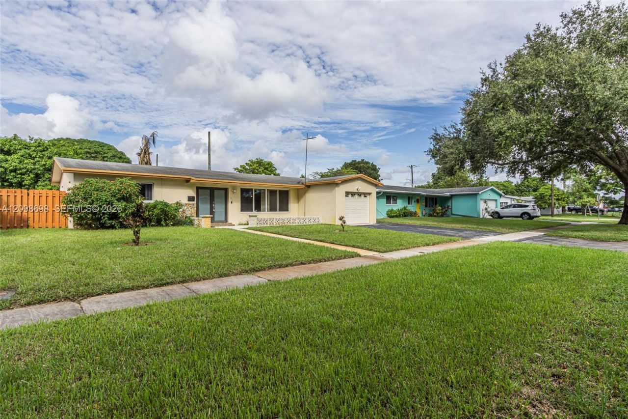 510 SW 70th Ave, Pembroke Pines, FL 33023 Photo