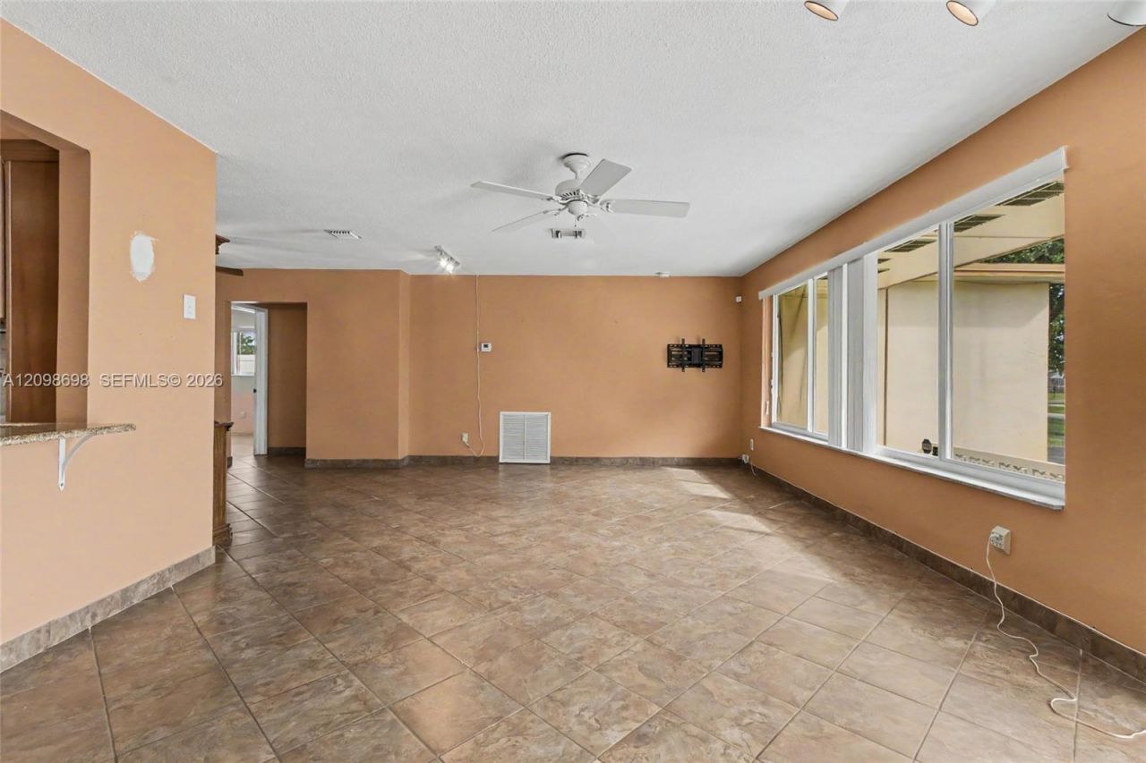 510 SW 70th Ave, Pembroke Pines, FL 33023 Photo