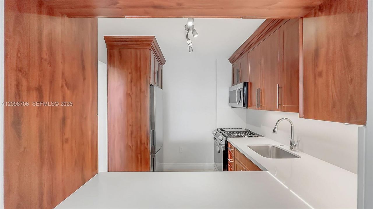 13120 SW 92nd Ave , Unit B-412, Miami, FL 33176 Photo