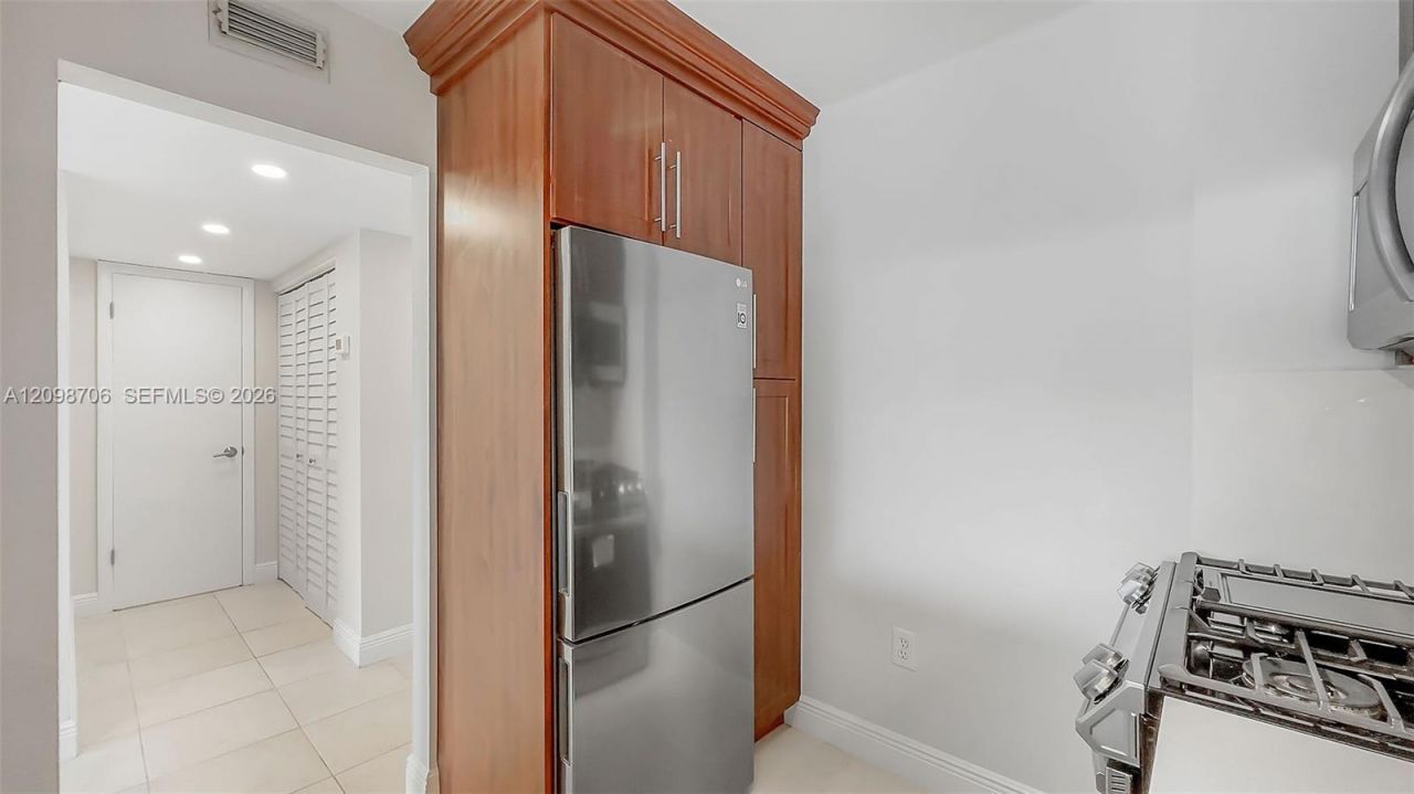13120 SW 92nd Ave , Unit B-412, Miami, FL 33176 Photo