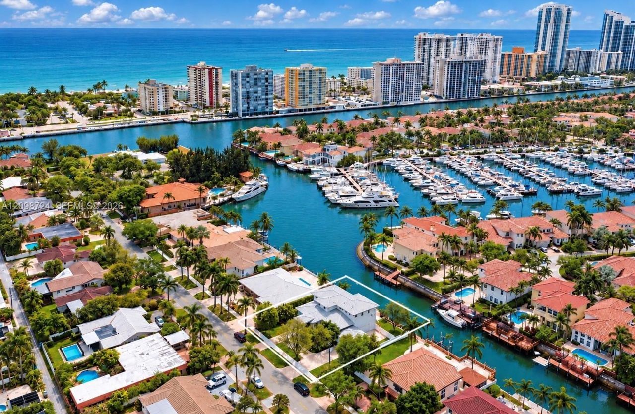850 Washington St, Hollywood, FL 33019 Photo