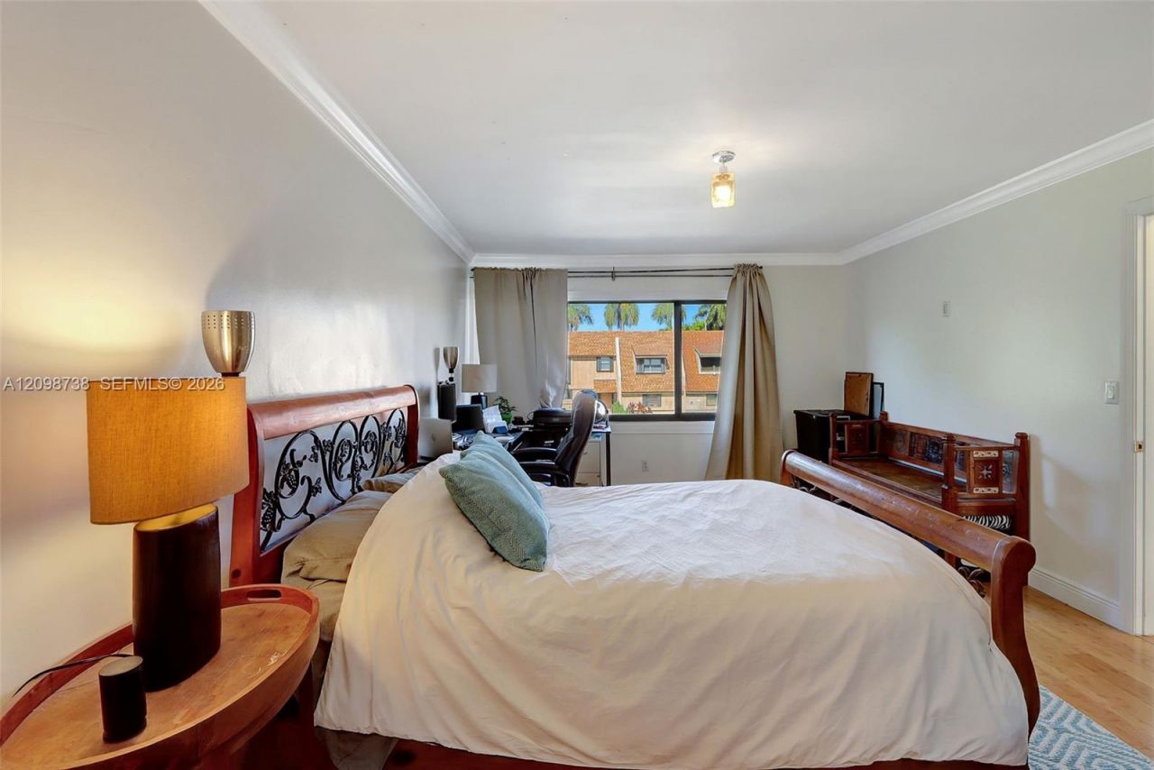 9209 SW 136th St Cir , Unit --, Miami, FL 33176 Photo