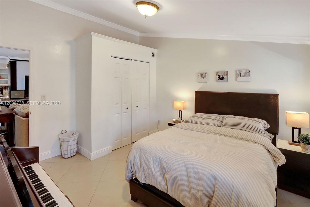 9209 SW 136th St Cir , Unit --, Miami, FL 33176 Photo