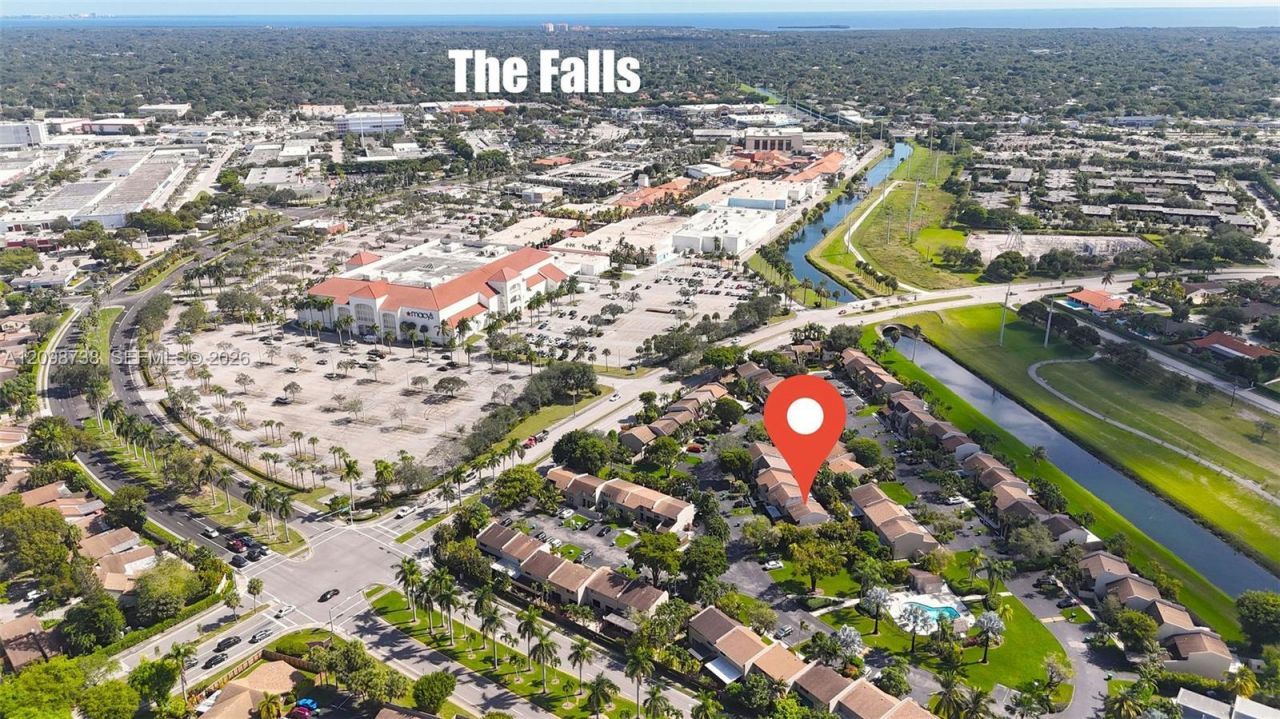 9209 SW 136th St Cir , Unit --, Miami, FL 33176 Photo