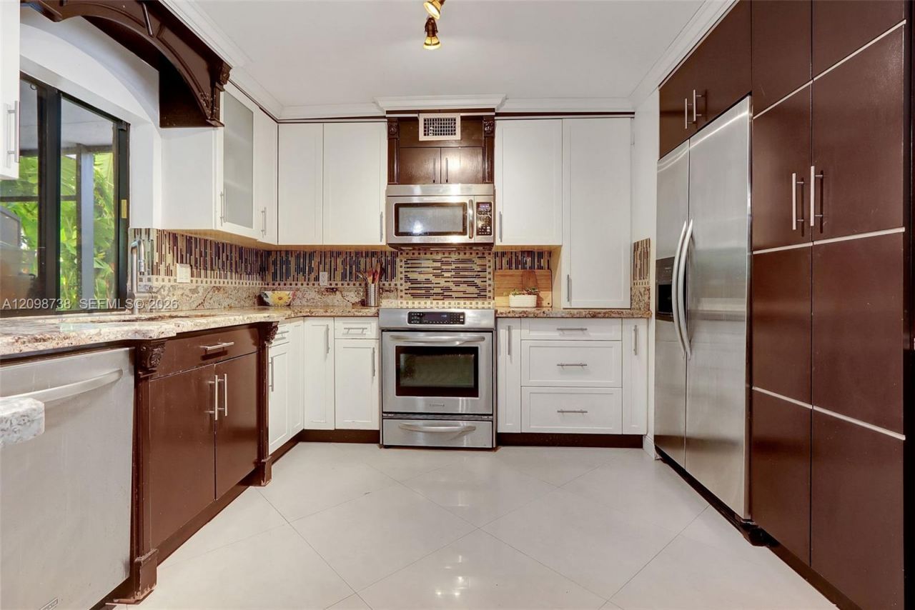 9209 SW 136th St Cir , Unit --, Miami, FL 33176 Photo