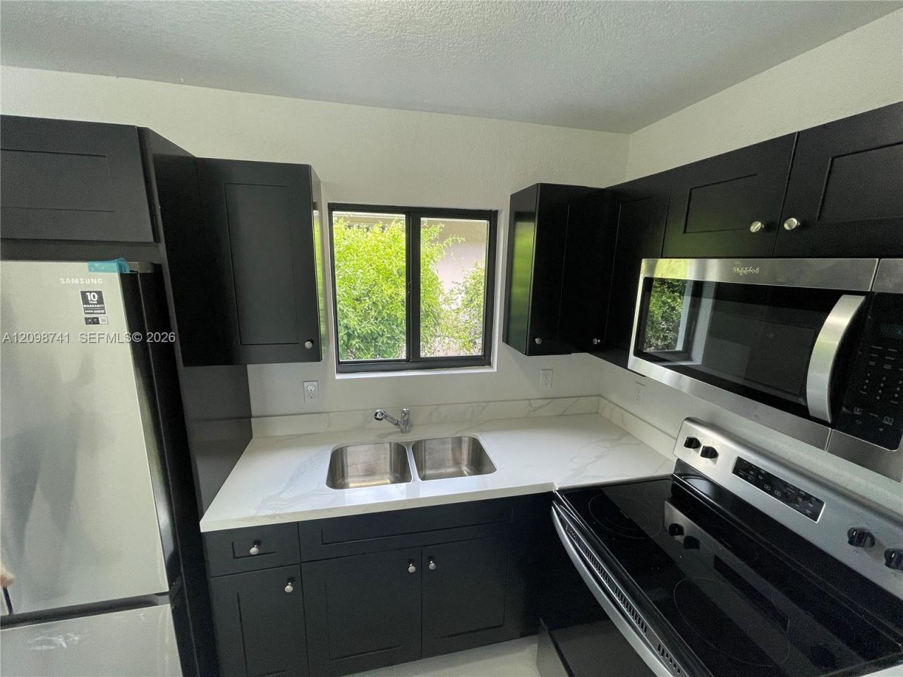 298 NW 97th St , Unit 2, Miami, FL 33150 Photo