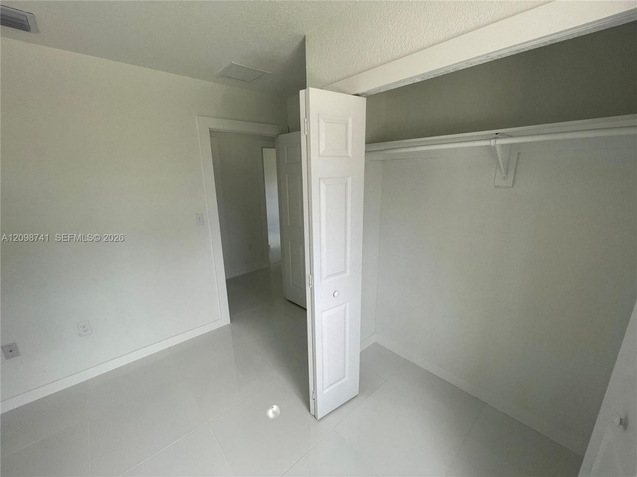 298 NW 97th St , Unit 2, Miami, FL 33150 Photo
