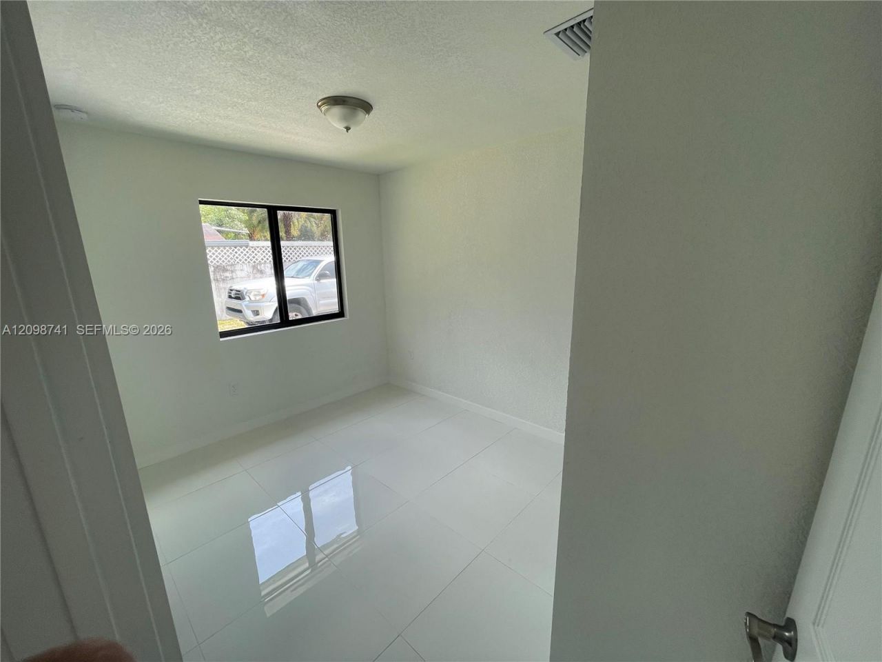 298 NW 97th St , Unit 2, Miami, FL 33150 Photo