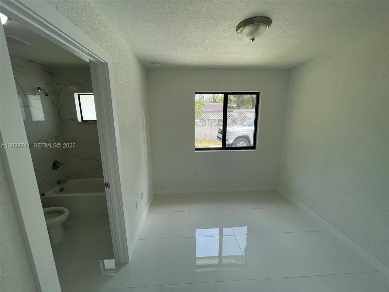 298 NW 97th St , Unit 2, Miami, FL 33150 Photo