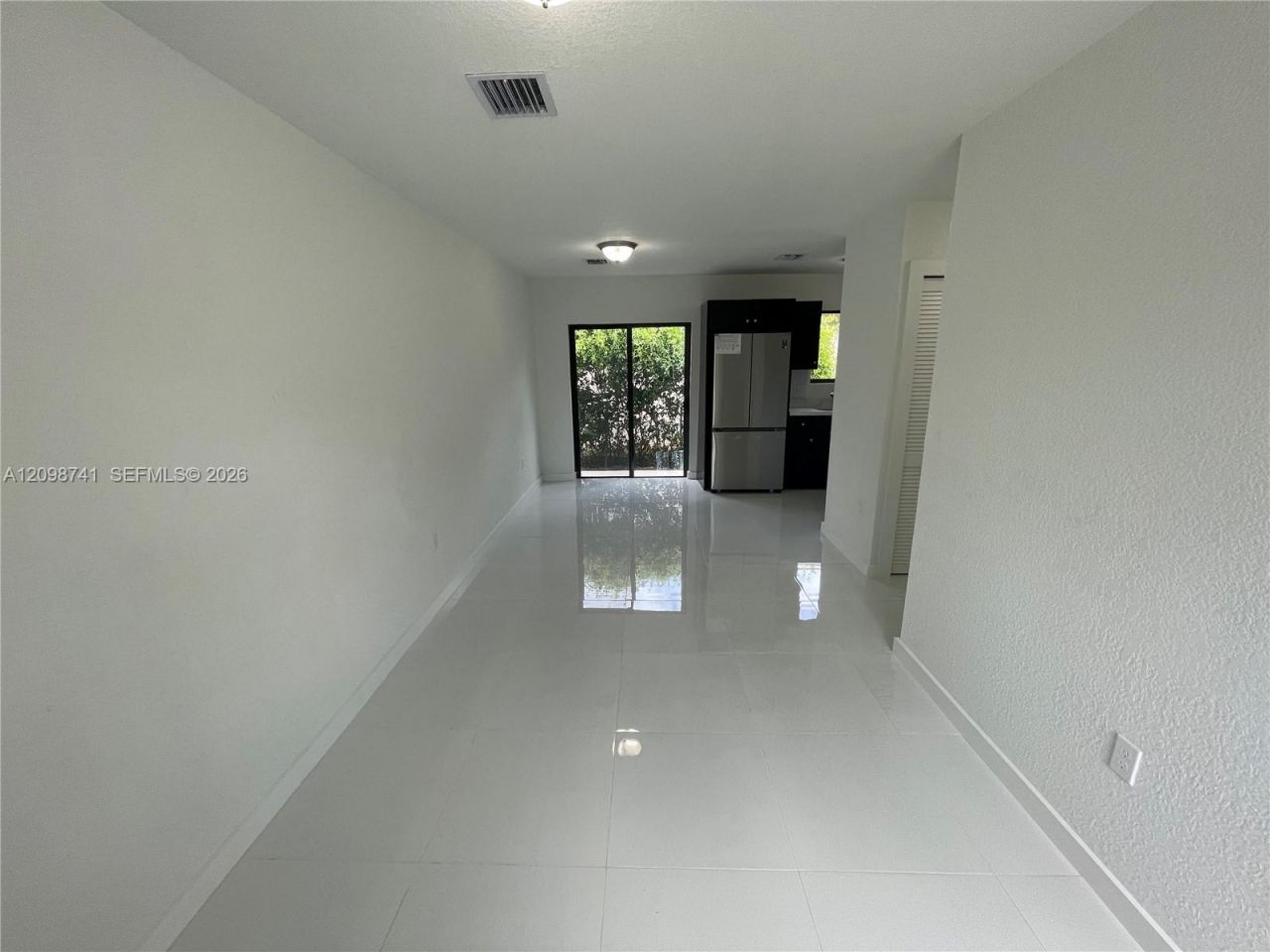 298 NW 97th St , Unit 2, Miami, FL 33150 Photo