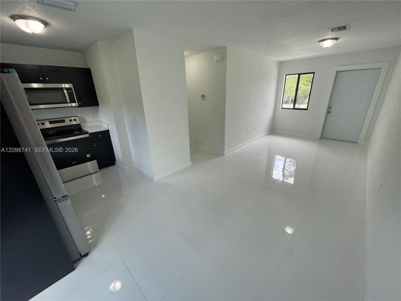 298 NW 97th St , Unit 2, Miami, FL 33150 Photo