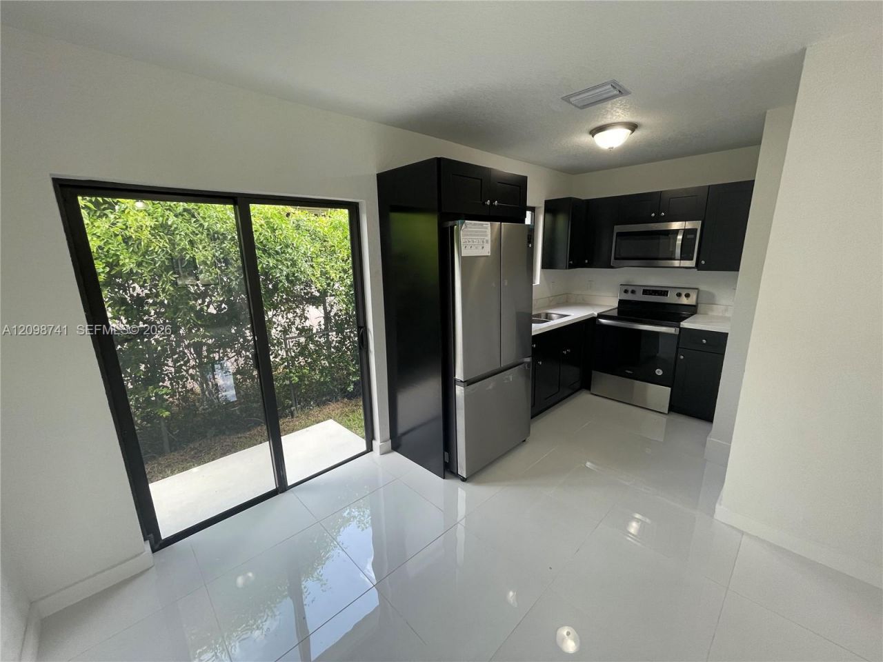 298 NW 97th St , Unit 2, Miami, FL 33150 Photo