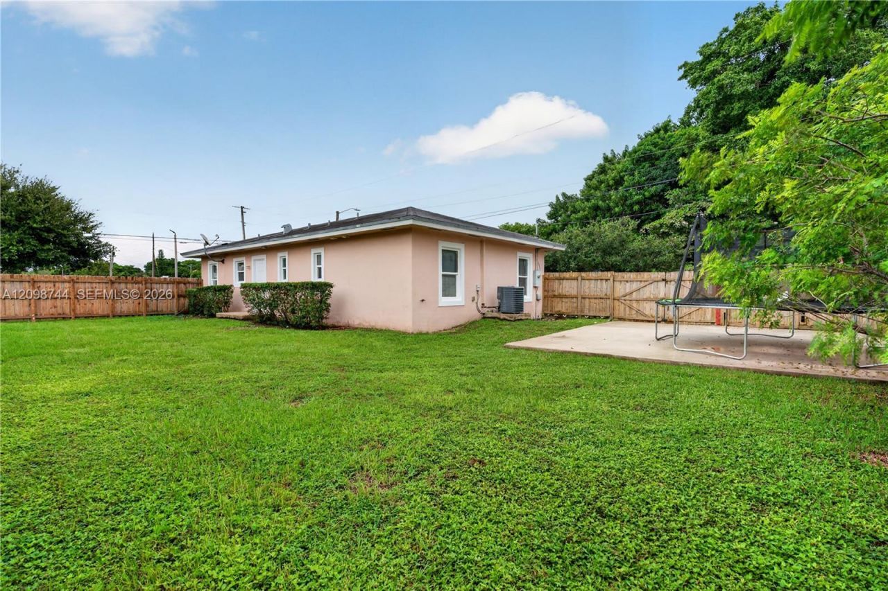 17290 SW 103rd Ave, Miami, FL 33157 Photo