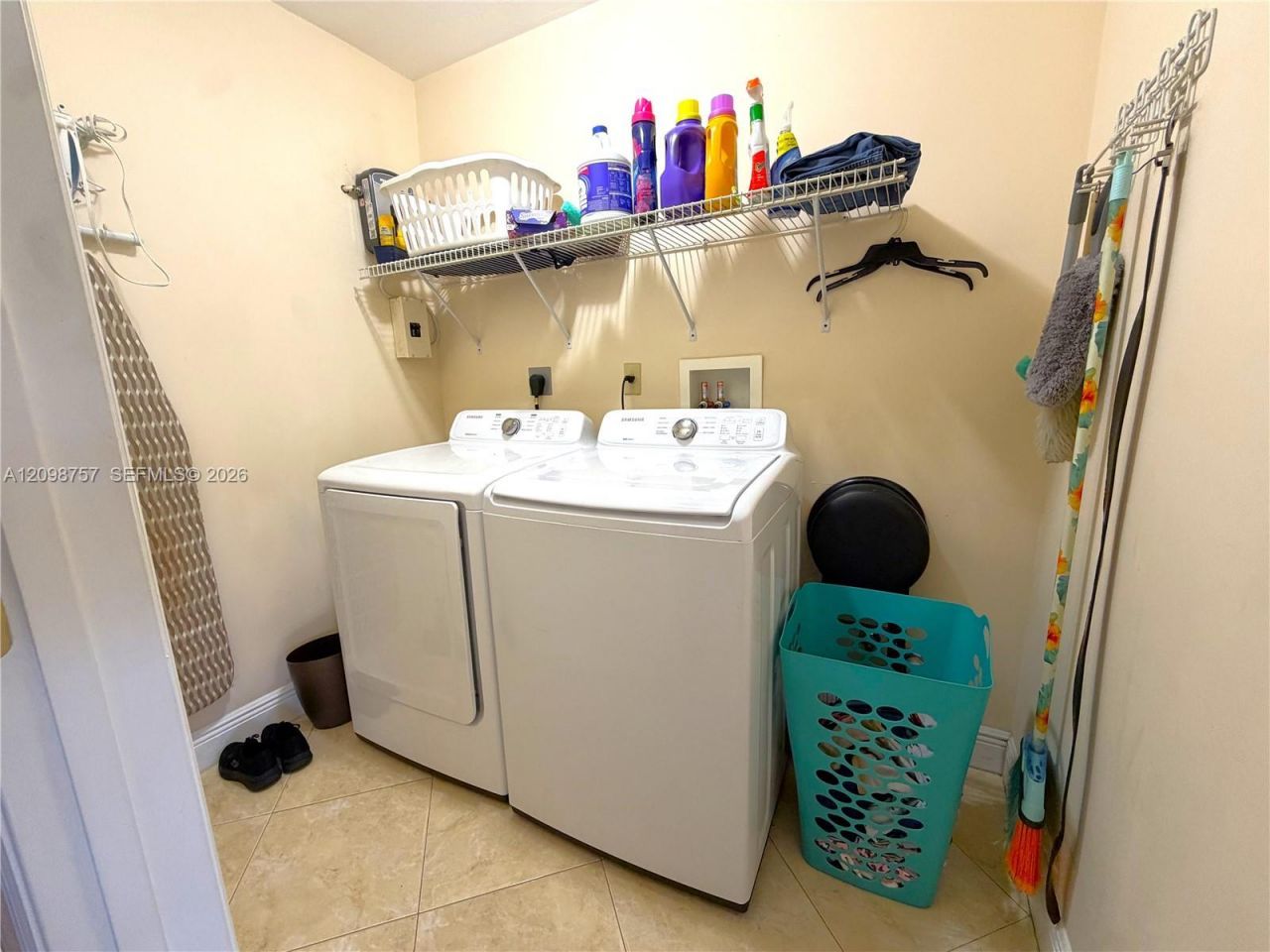 10110 SW 23rd Ter , Miami, FL 33165 Photo