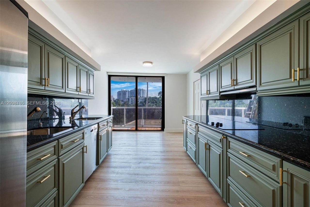 9 Island Ave , Unit 414, Miami Beach, FL 33139 Photo