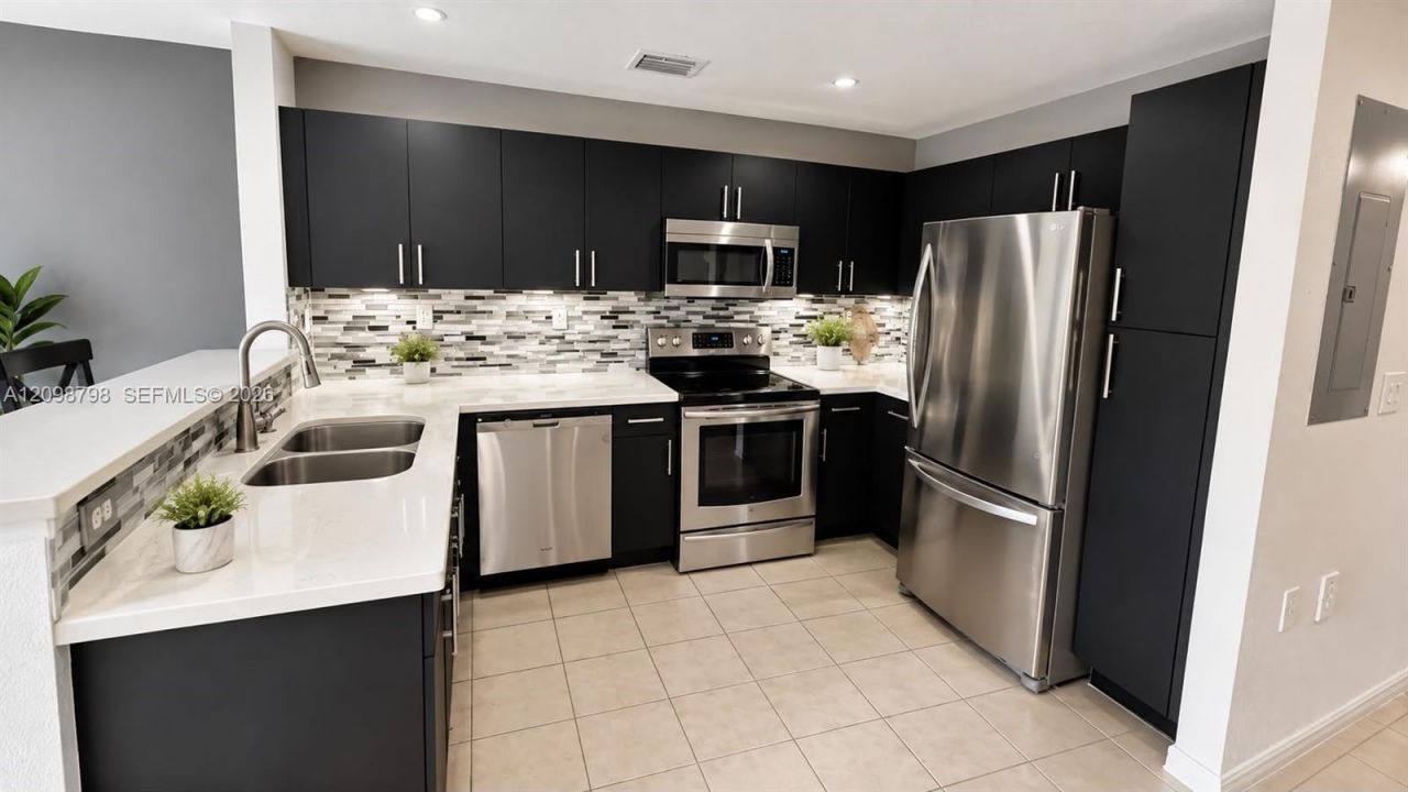 3092 SW 129th Ter, Unit 102, Miramar, FL 33027 Photo