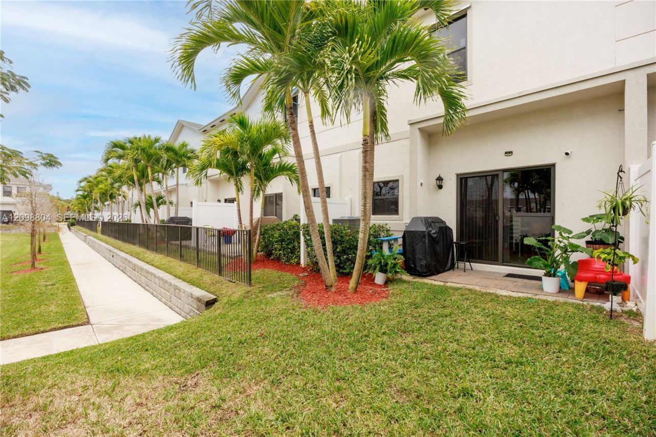 369 NW 8th Ct , Pompano Beach, FL 33060 Photo