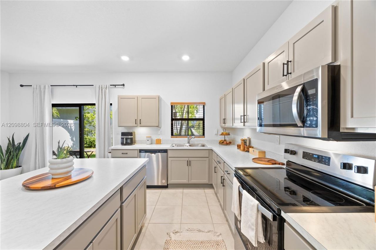 369 NW 8th Ct , Pompano Beach, FL 33060 Photo