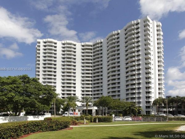 3300 NE 191st St , Unit 1801, Aventura, FL 33180