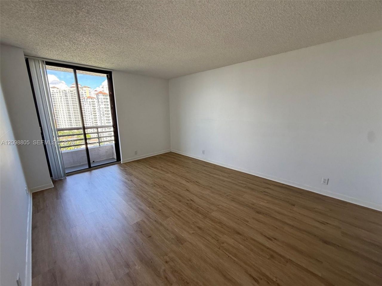 3300 NE 191st St, Unit 1801, Aventura, FL 33180 Photo