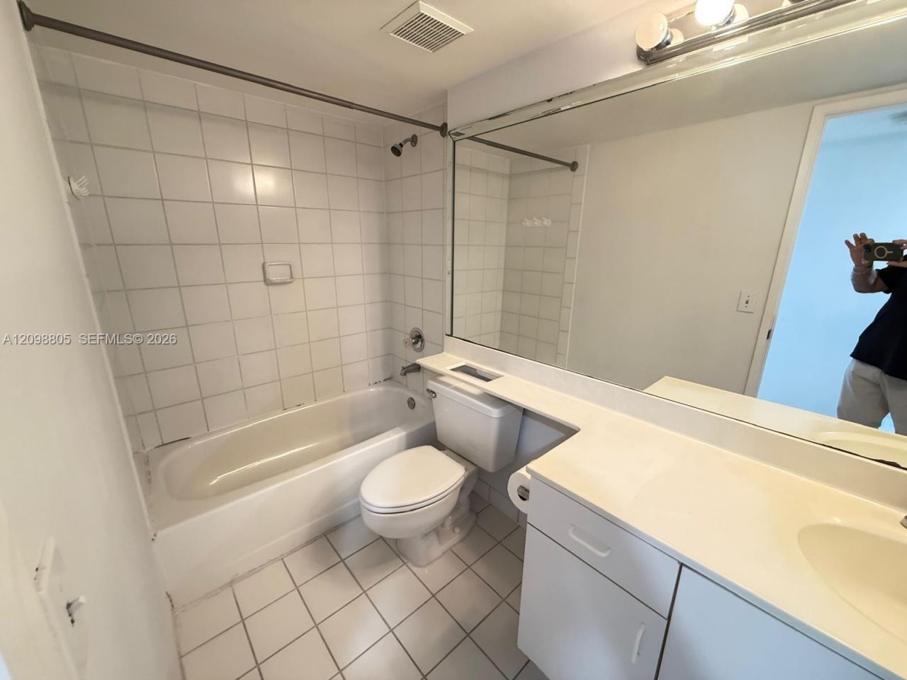3300 NE 191st St, Unit 1801, Aventura, FL 33180 Photo