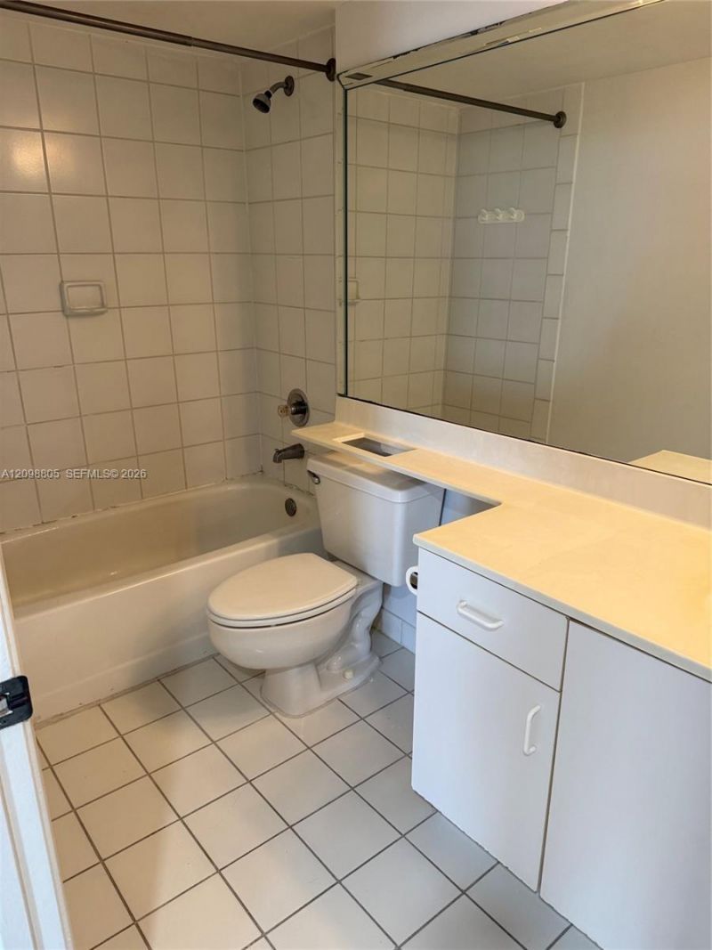 3300 NE 191st St, Unit 1801, Aventura, FL 33180 Photo