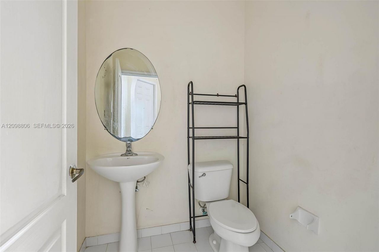3940 NE 10th Dr , Homestead, FL 33033 Photo