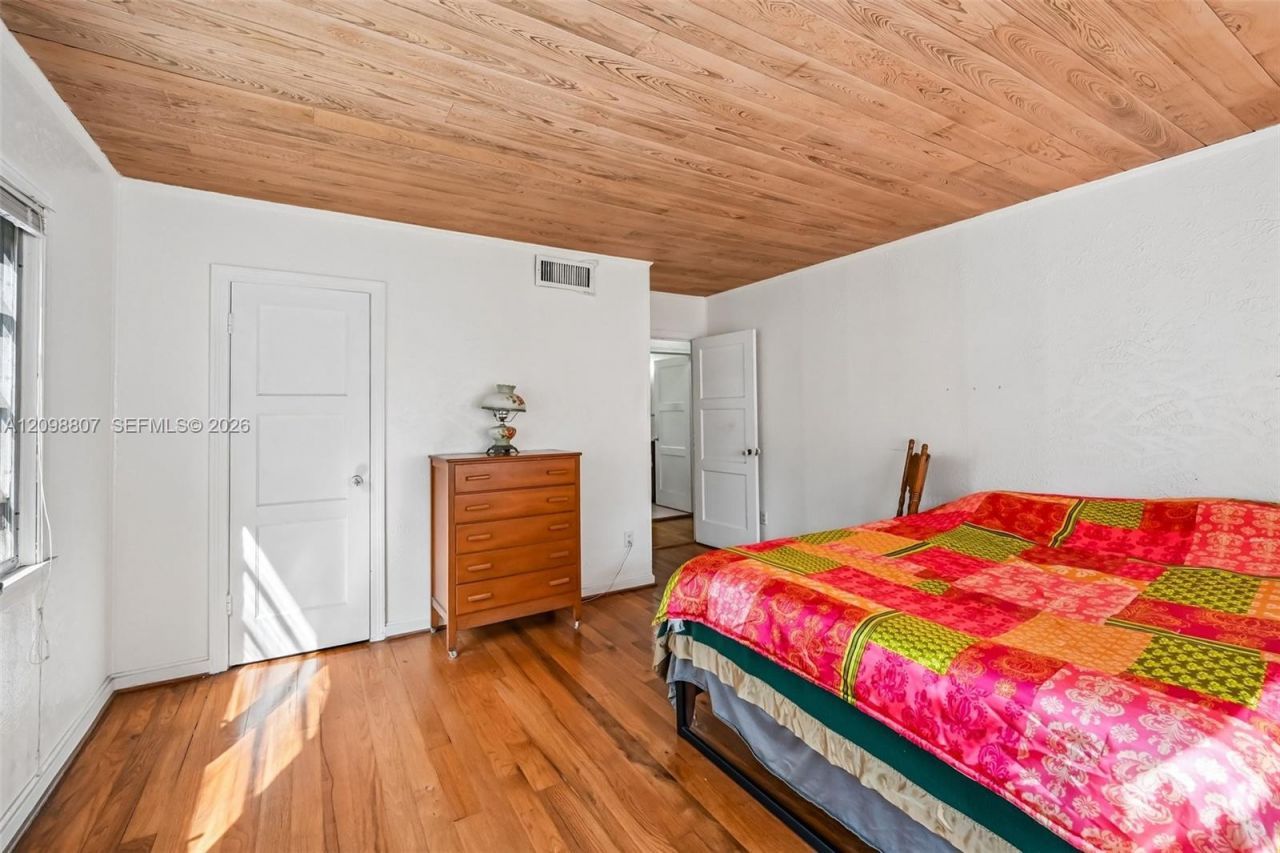 3039 Sunrise Boulevard, Fort Pierce, FL 34982 Photo
