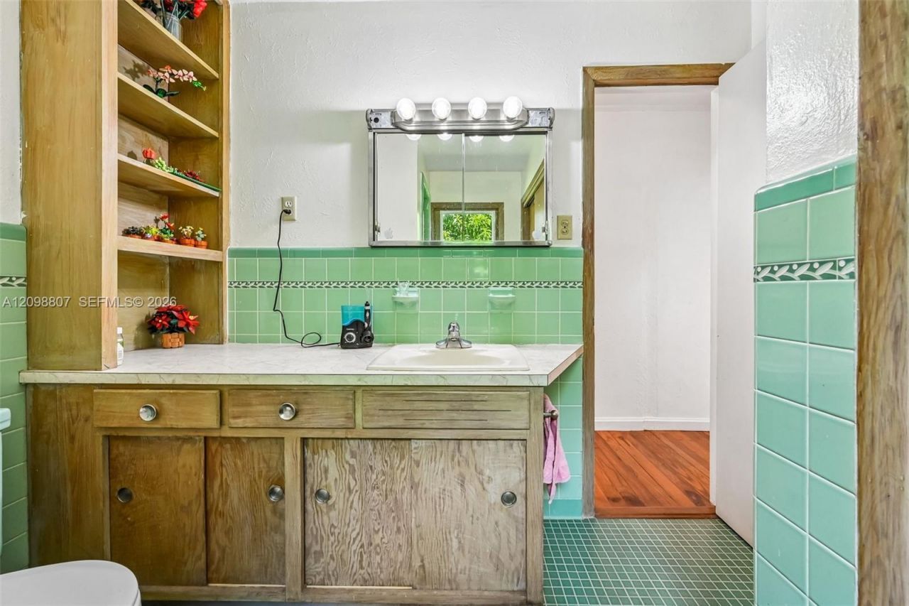 3039 Sunrise Boulevard, Fort Pierce, FL 34982 Photo