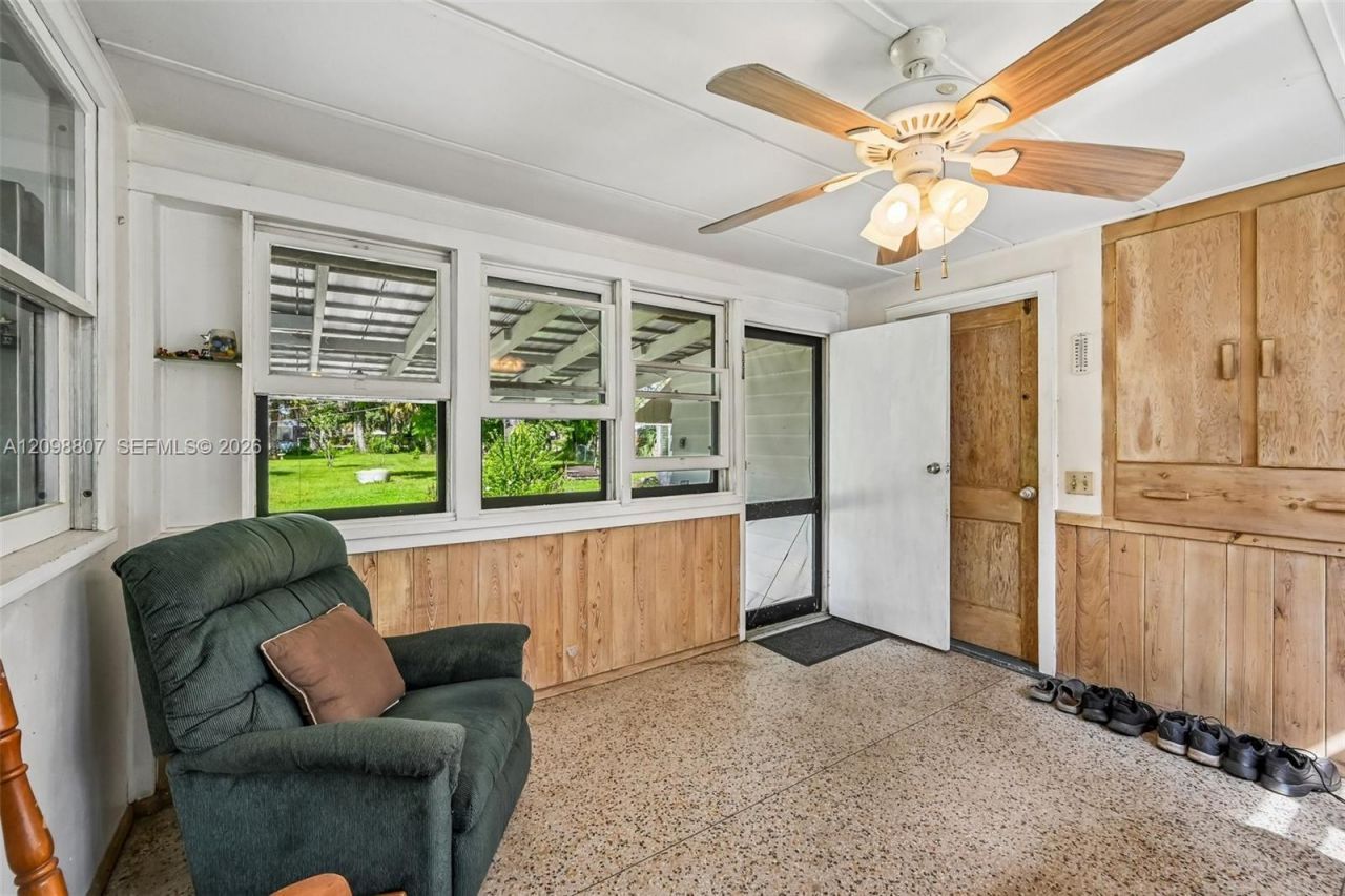 3039 Sunrise Boulevard, Fort Pierce, FL 34982 Photo