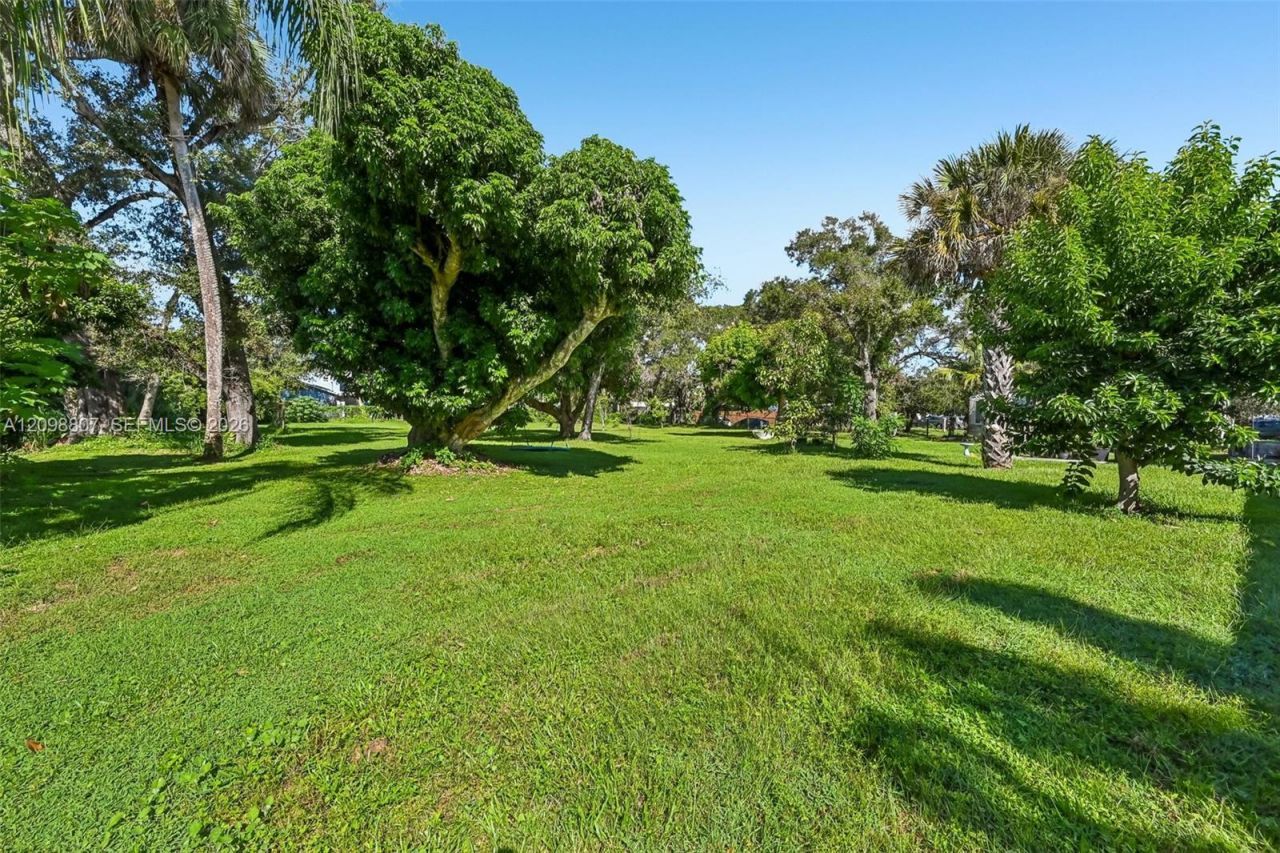 3039 Sunrise Boulevard, Fort Pierce, FL 34982 Photo