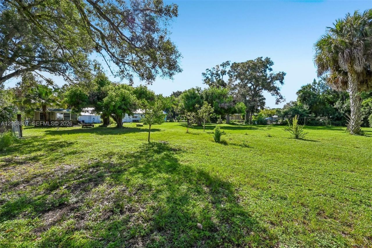 3039 Sunrise Boulevard, Fort Pierce, FL 34982 Photo