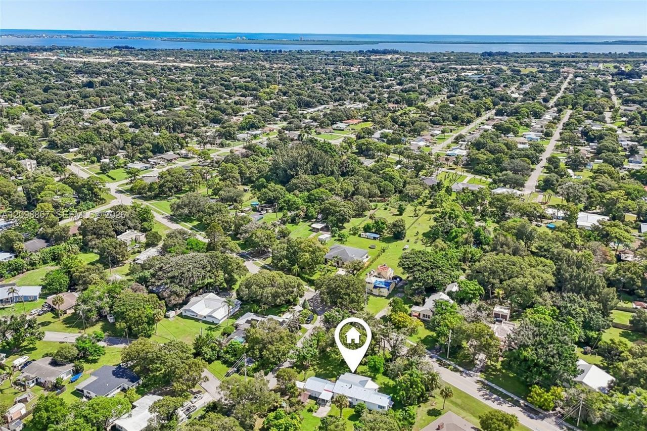 3039 Sunrise Boulevard, Fort Pierce, FL 34982 Photo